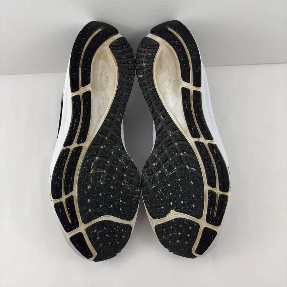 Nike Black White Athletic Running Shoes
